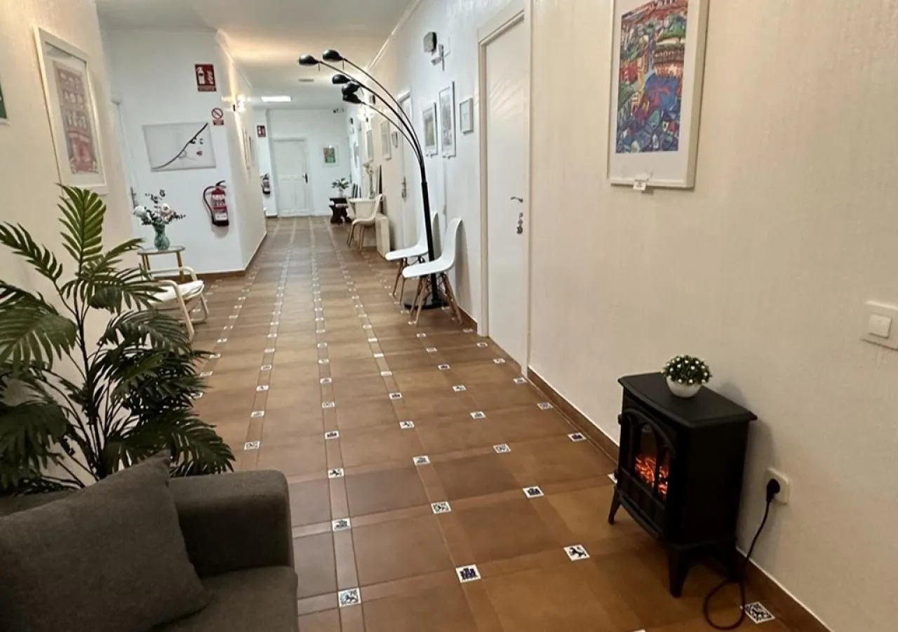 Hotel Consuegra 1-3769