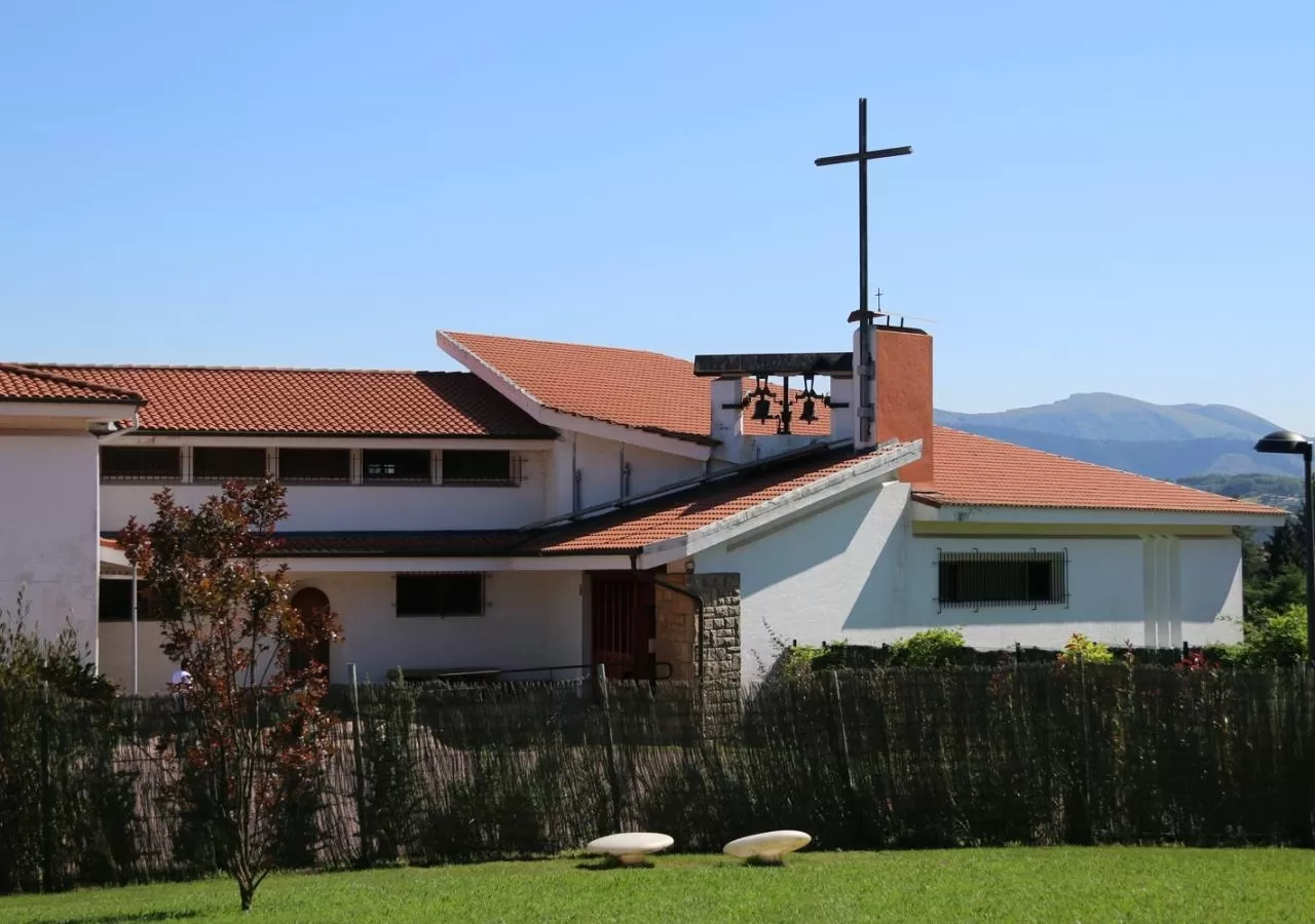 IGLESIA-2596