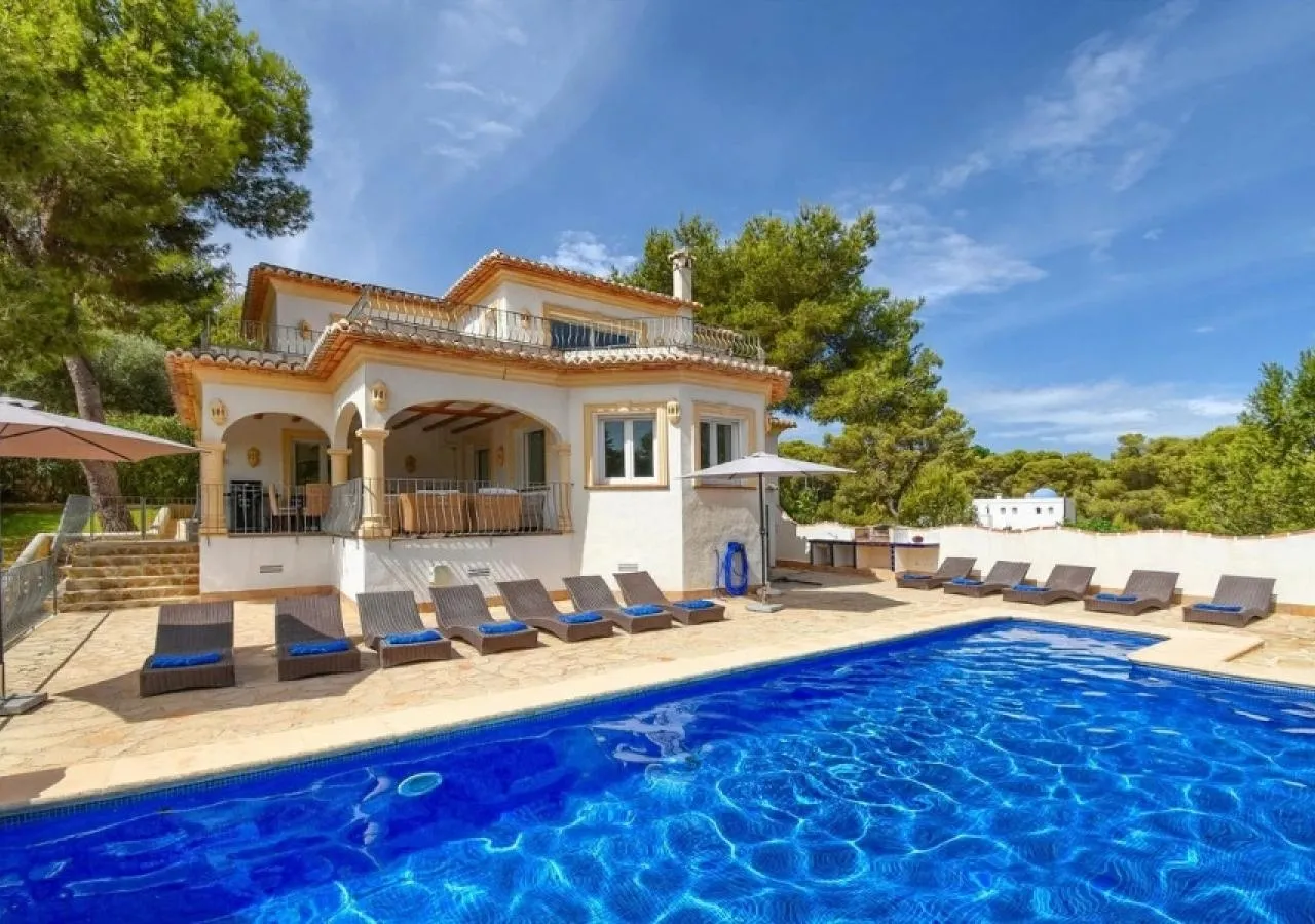 Villa Anngo Dos