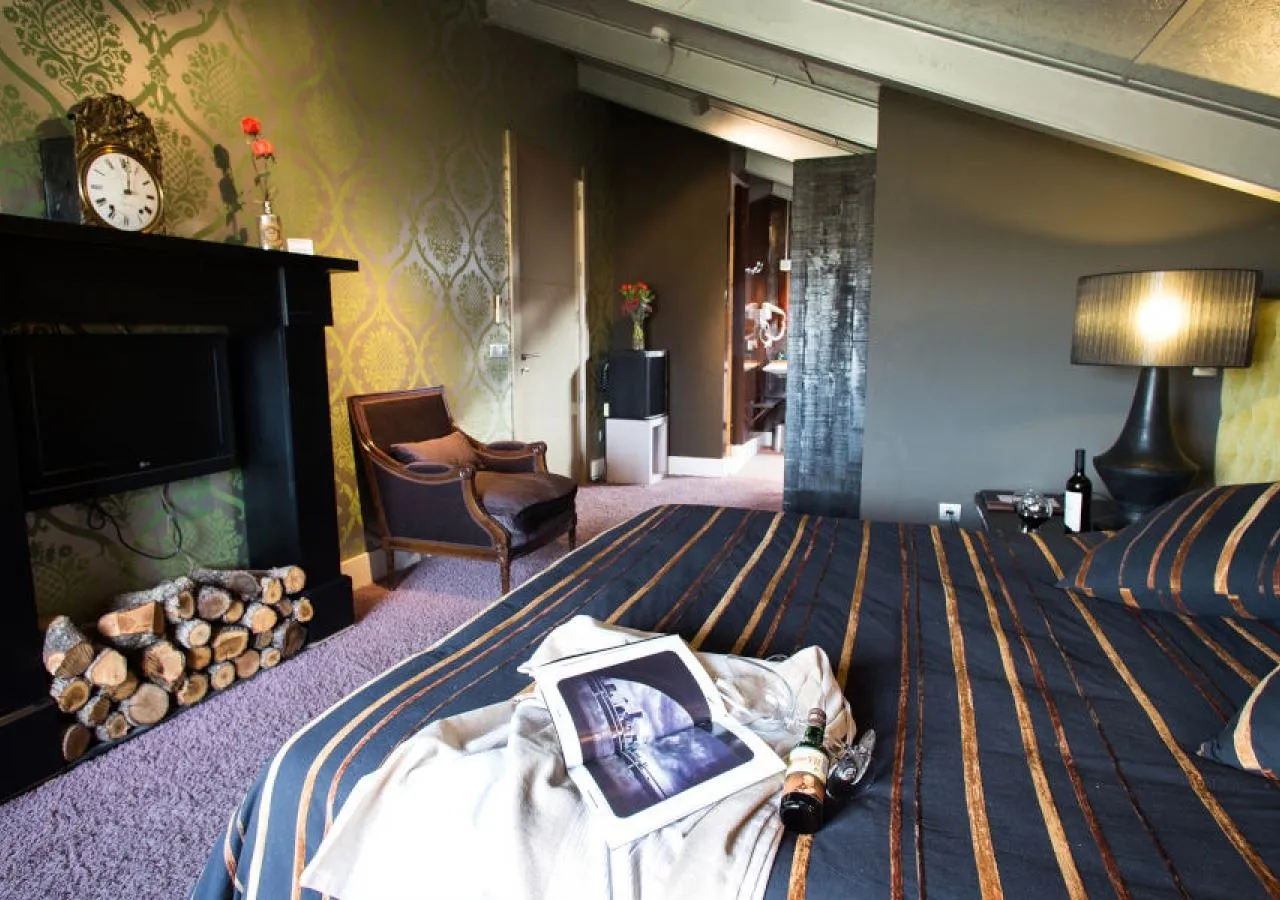 hotelcardamomo-cama-4090